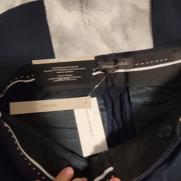 ๐ NWT Banana Republic Navy Dress Pants - Picture 4 of 5